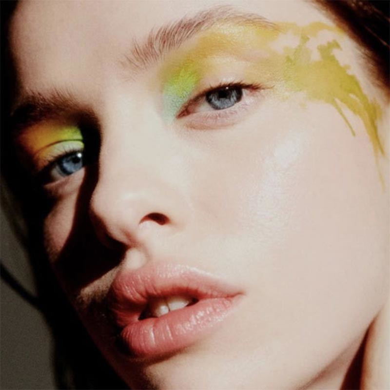 Masterclass Fashion Week Make-up by MAC Senior makeup artist Hannah Bennett