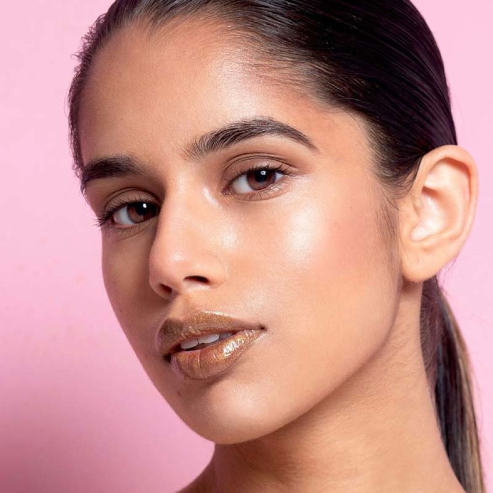 Makeup trend: No-Makeup Makeup, image size:1000x1000